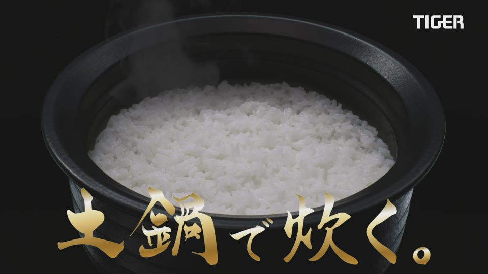 艶やかで透明感のある白米（10kg） Amazon.co.jp: [お米のくりや] くりやの無洗米 10kg(2kg×5袋